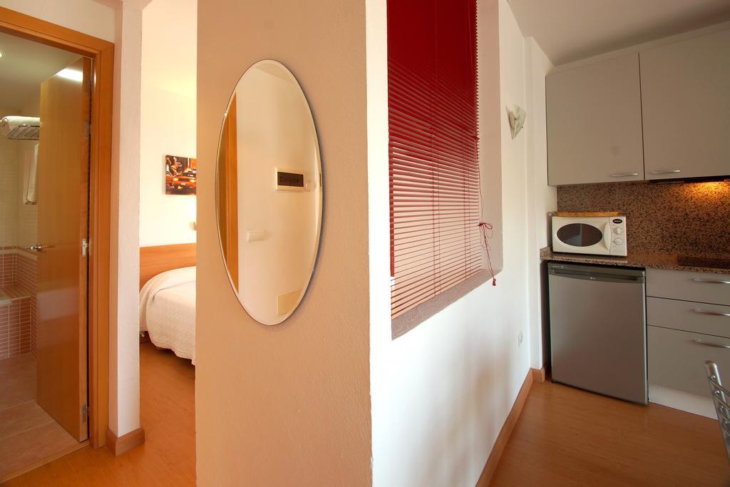 Aparthotel Arenal Pals Extérieur photo