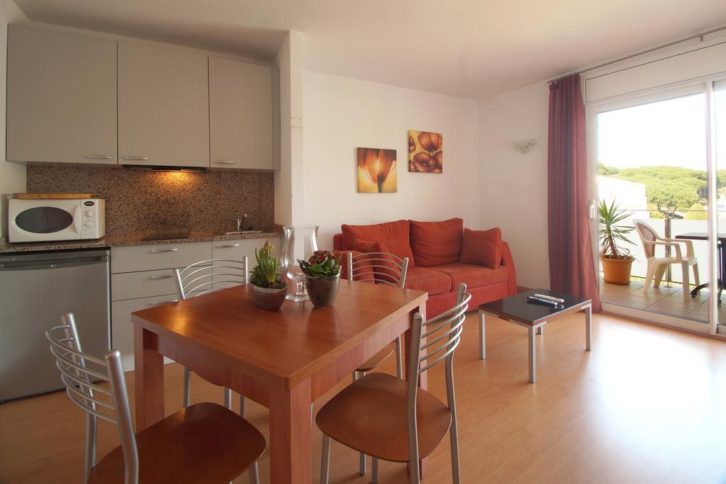 Aparthotel Arenal Pals Extérieur photo